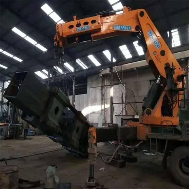 烟台福山130吨折臂吊车出租吊机租赁附近电话